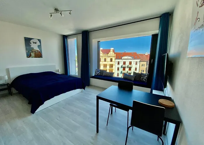 Cozy With Garage In The Center Apartment *